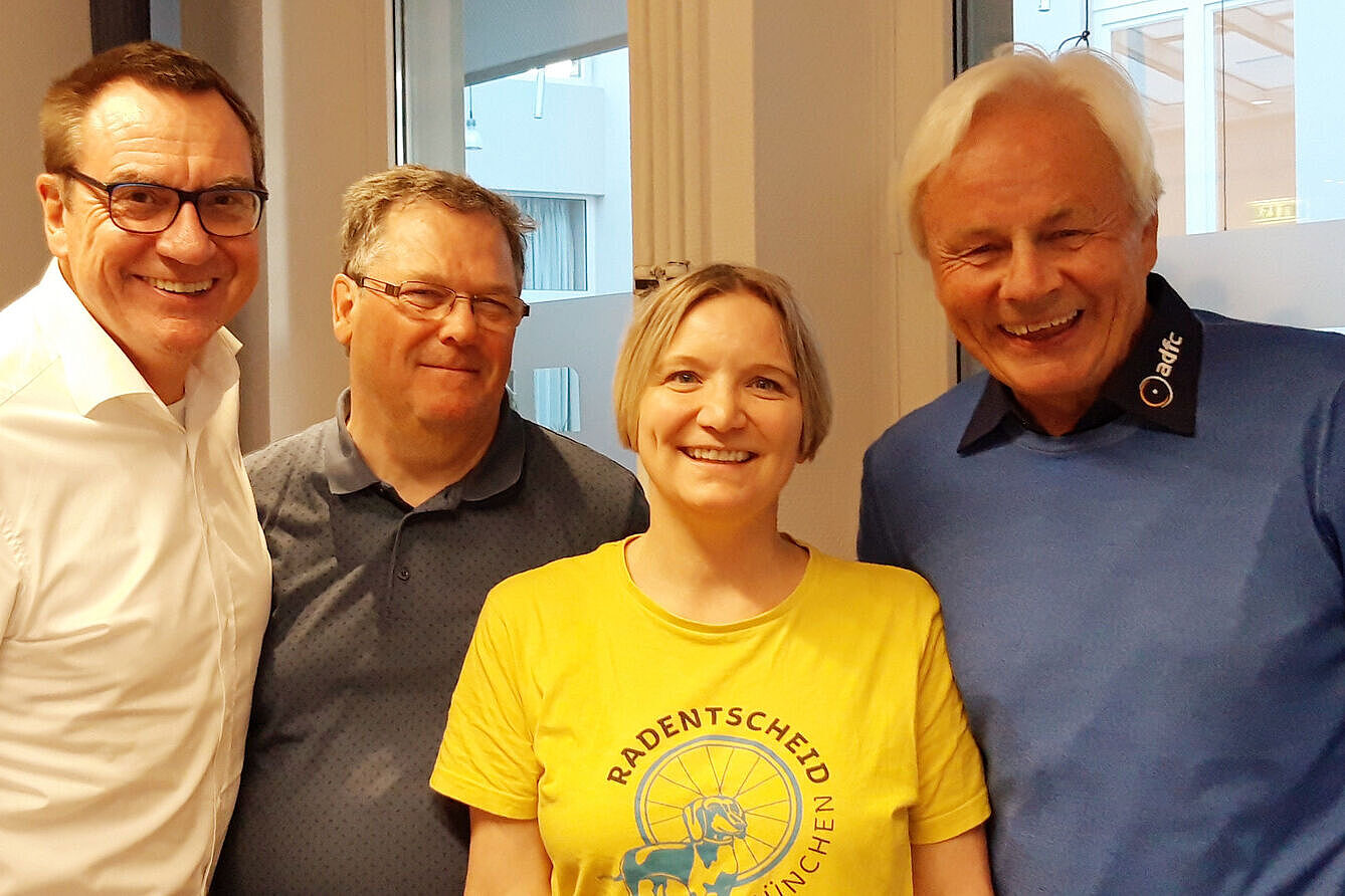 V.l.n.r.: Ulrich Syberg, Thomas Kirchhammer, Bernadette Felsch und Lutz Bäucker