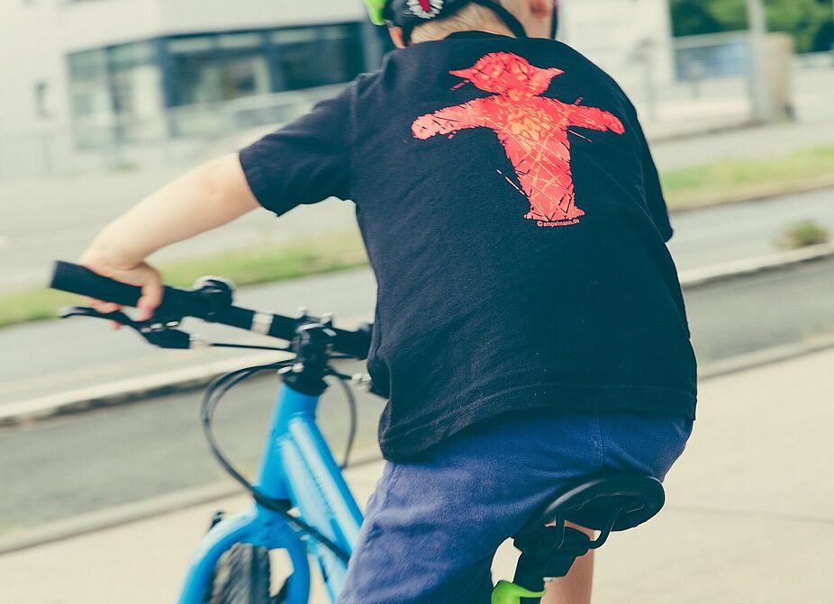 Kind auf Fahrrad Kind auf Fahrrad