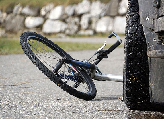 Unfall KFZ und Fahrrad