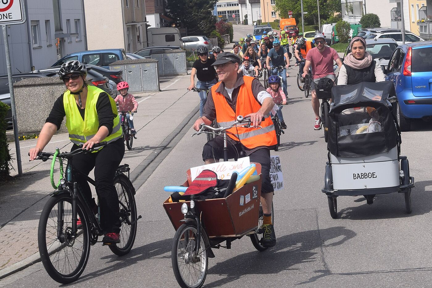 Lastenräder bei der Demo auf der Straße