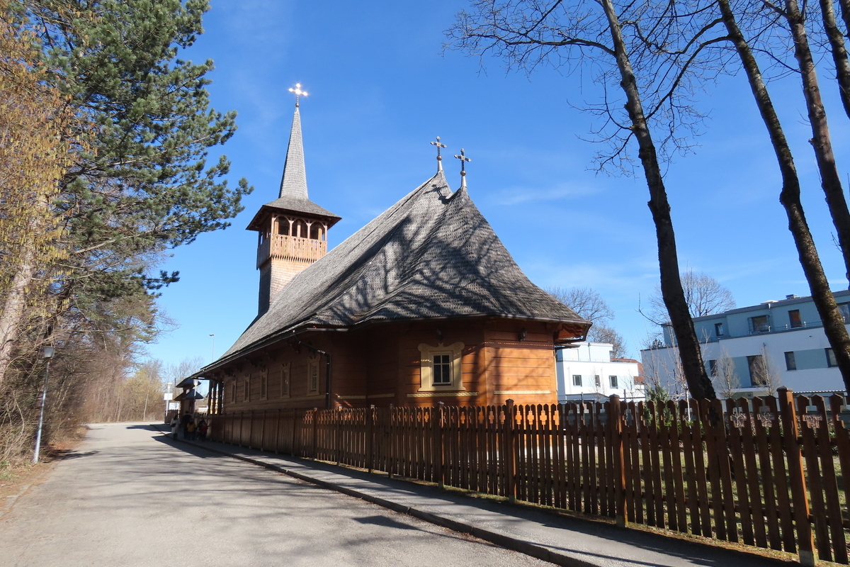 Bild 7 Kirche