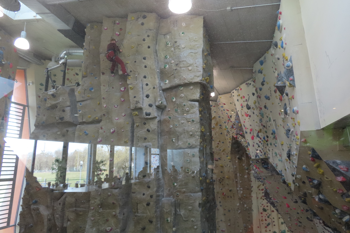 Bild 6 Kletterzentrum