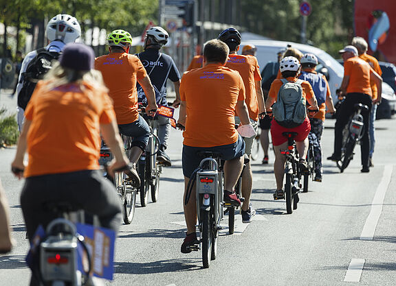 Gruppe von Radfahrenden
